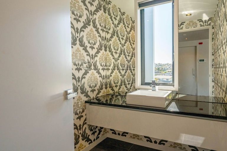 Photo of property in 6/5 The Moorings, Two Mile Bay, Taupo, 3330