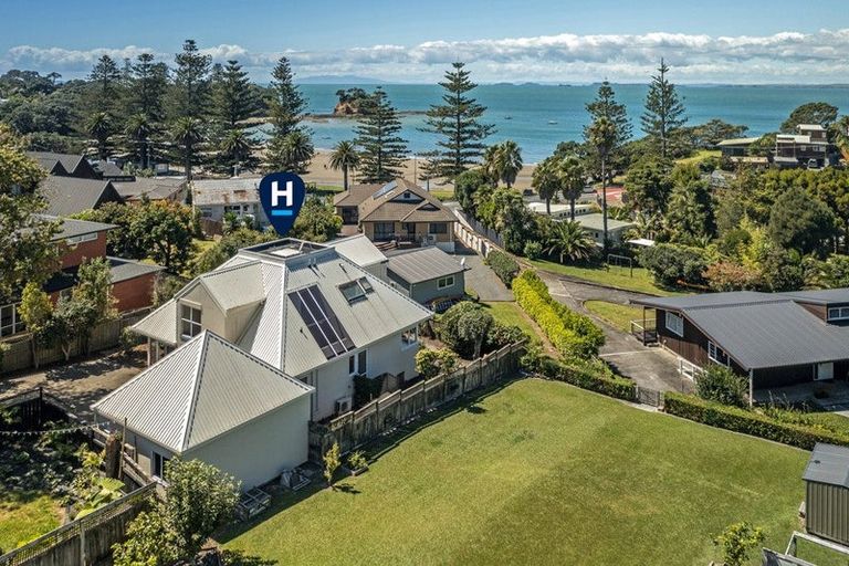 Photo of property in 2/99 Hebron Road, Waiake, Auckland, 0630