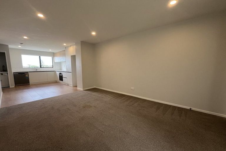 Photo of property in 74 Tukari Lane, Mangere Bridge, Auckland, 2022