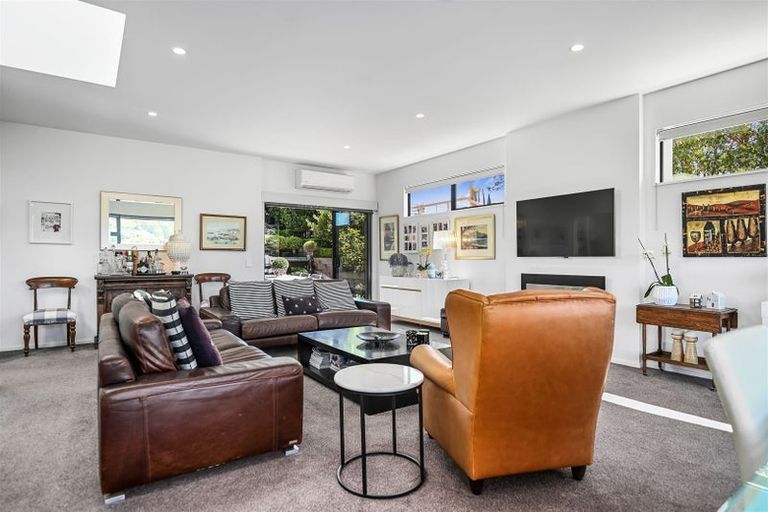 Photo of property in 1/17b Cracroft Terrace, Cashmere, Christchurch, 8022