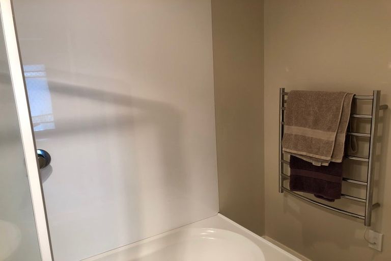 Photo of property in 30 Flynn Road, Hillcrest, Hamilton, 3216