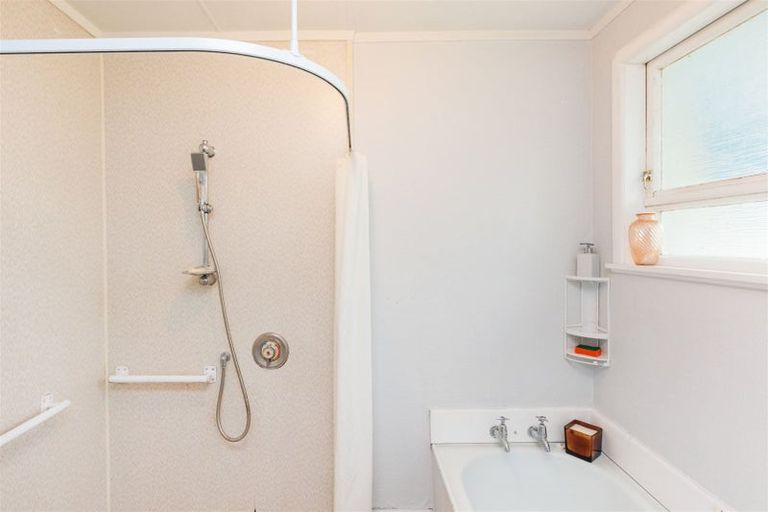 Photo of property in 52 Langley Avenue, Milson, Palmerston North, 4414