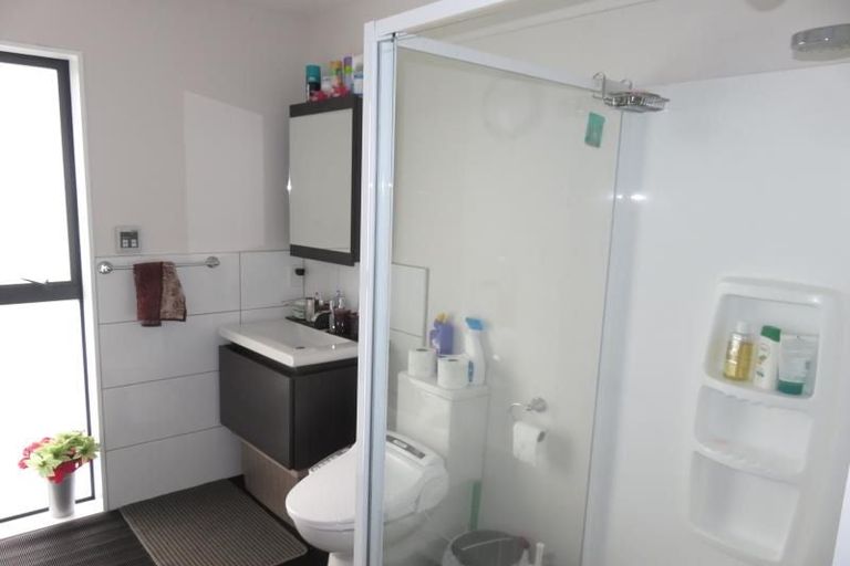 Photo of property in 5 Tea Tree Lane, Woodridge, Wellington, 6037