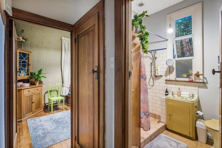 Photo of property in 43 Bidwill Street, Mount Cook, Wellington, 6021