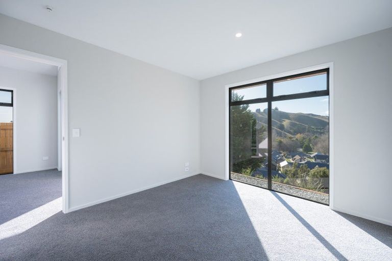 Photo of property in 2 Hill Tops Way, Stoke, Nelson, 7011