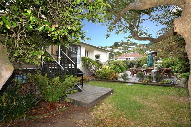 Photo of property in 1 Motu Street, Saint Clair, Dunedin, 9012