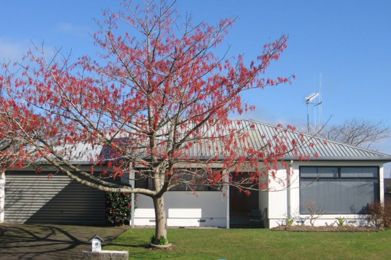 Photo of property in 32 Ronald Court, Pukete, Hamilton, 3200