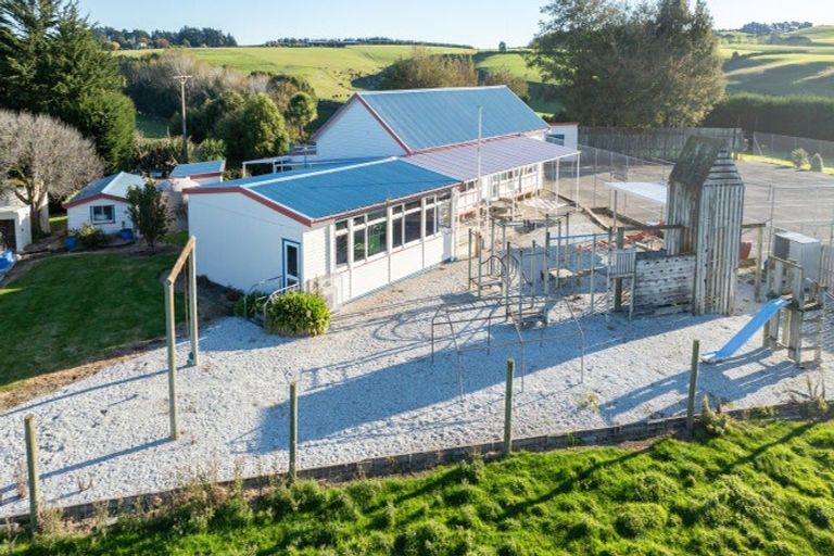 Photo of property in 22 Glenham School Road, Glenham, Wyndham, 9891