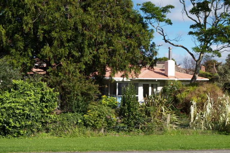 Photo of property in 44 Abercrombie Street, Howick, Auckland, 2014