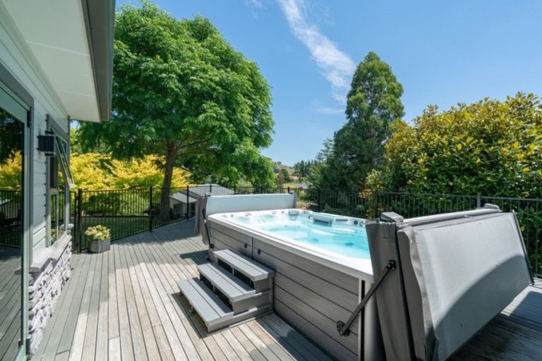 Photo of property in 22 Blue Ridge Drive, Acacia Bay, Taupo, 3385