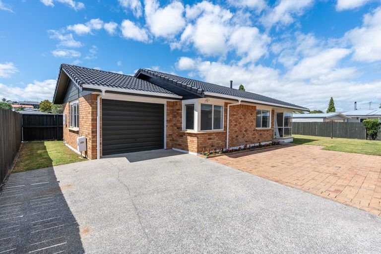 Photo of property in 21 Norman Street, Nawton, Hamilton, 3200
