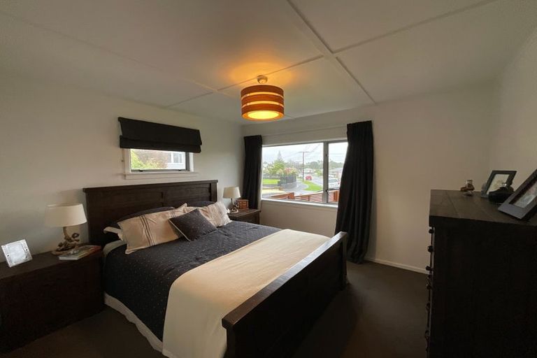 Photo of property in 20 Clyde Street, Ferndale, New Plymouth, 4310