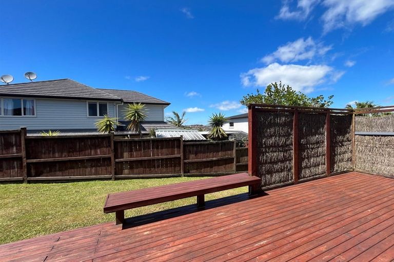 Photo of property in 6 Springvale Drive, Fairview Heights, Auckland, 0632