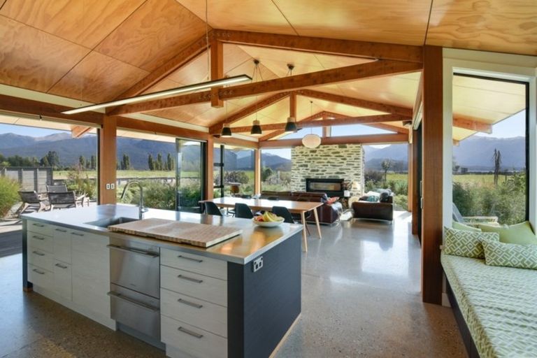 Photo of property in 93 Dusky Street, Te Anau, 9600