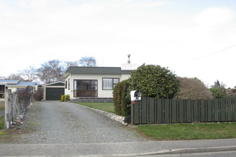 Photo of property in 72 Matai Street, Te Anau, 9600