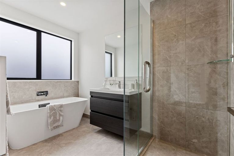 Photo of property in 10 Burkett Street, Marshland, Christchurch, 8051