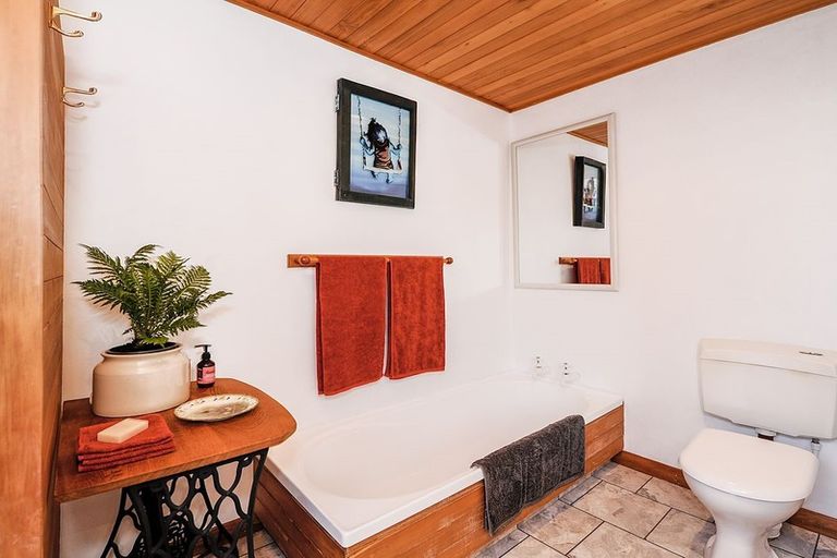 Photo of property in 2 Court Street, Waikouaiti, 9510