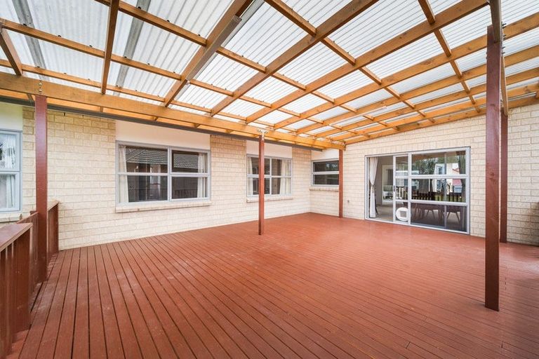 Photo of property in 58 Branigan Parade, Kelvin Grove, Palmerston North, 4414