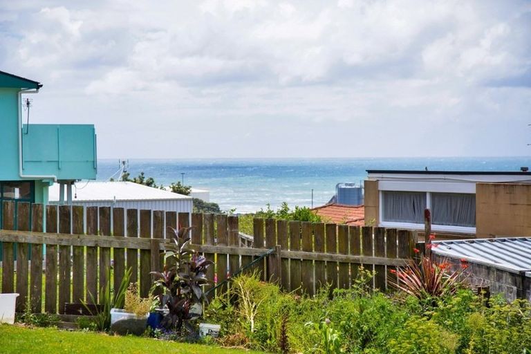 Photo of property in 7/16 Findlay Street, Moturoa, New Plymouth, 4310