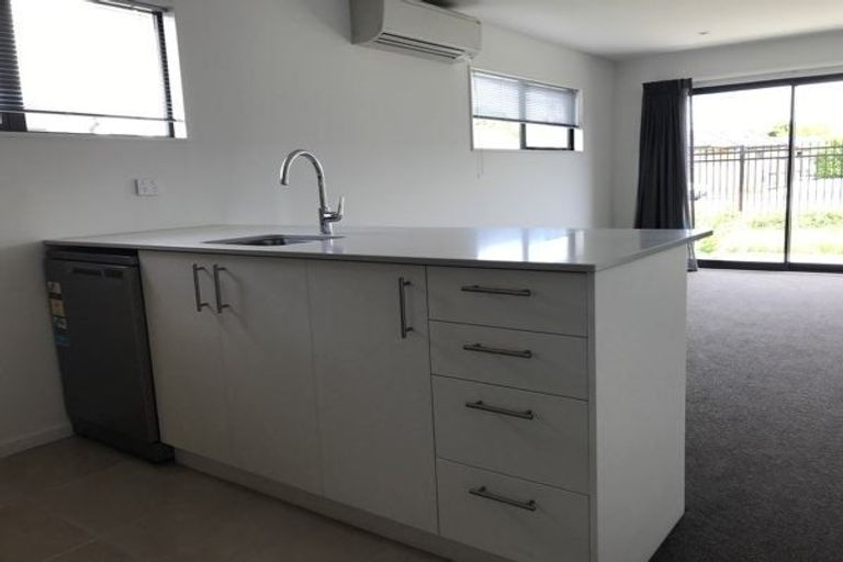 Photo of property in 10/69 Suva Street, Upper Riccarton, Christchurch, 8041