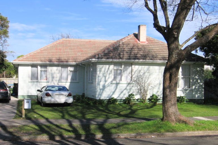 Photo of property in 49 Crewe Crescent, Hokowhitu, Palmerston North, 4410