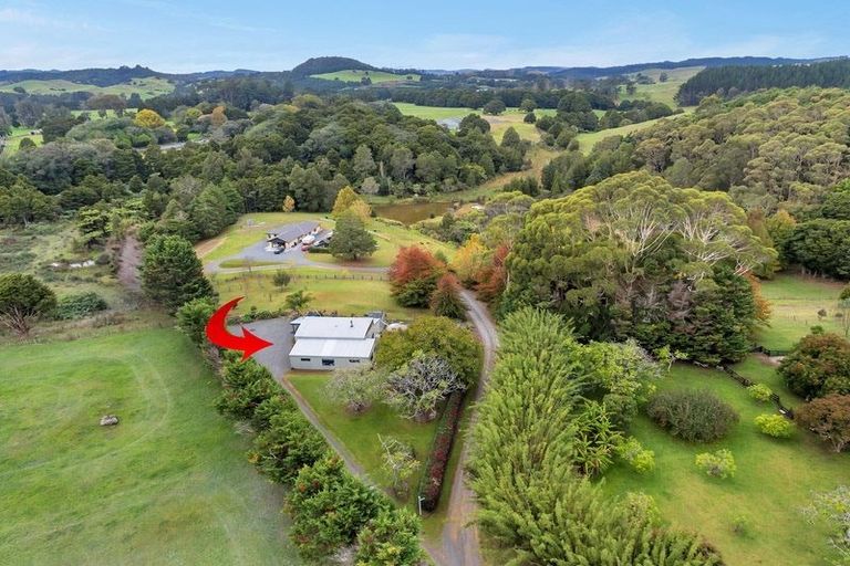 Photo of property in 264 Ngunguru Road, Glenbervie, Whangarei, 0173