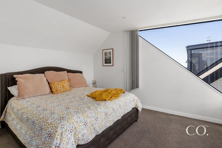 Photo of property in 1 Karewa Parade, Papamoa Beach, Papamoa, 3118