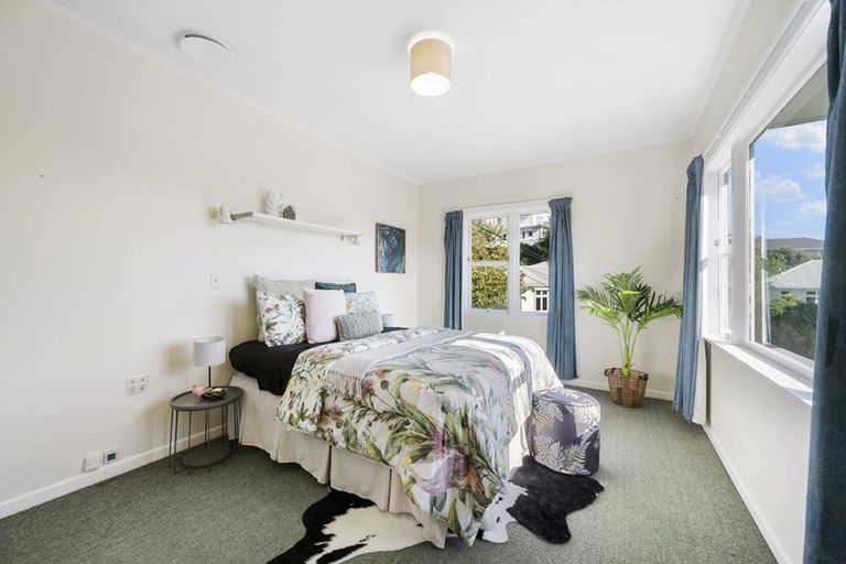 Photo of property in 80 Totara Road, Miramar, Wellington, 6022