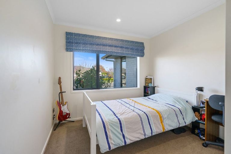 Photo of property in 24 Lilac Close, Cambridge, 3434