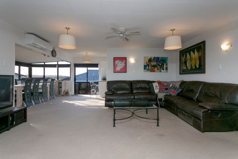 Photo of property in 11a Tobin Place, Richmond Heights, Taupo, 3330