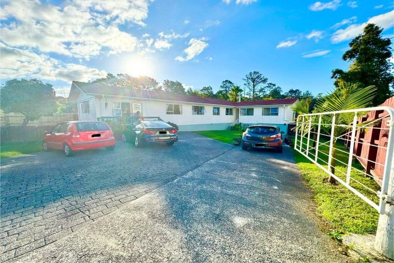 Photo of property in 65 Riverpark Crescent, Henderson, Auckland, 0610