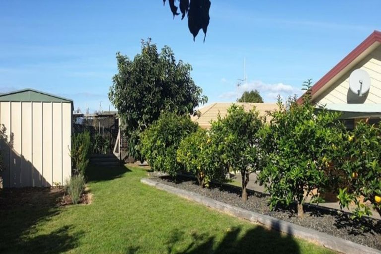 Photo of property in 6 Dalton Drive, Papamoa Beach, Papamoa, 3118