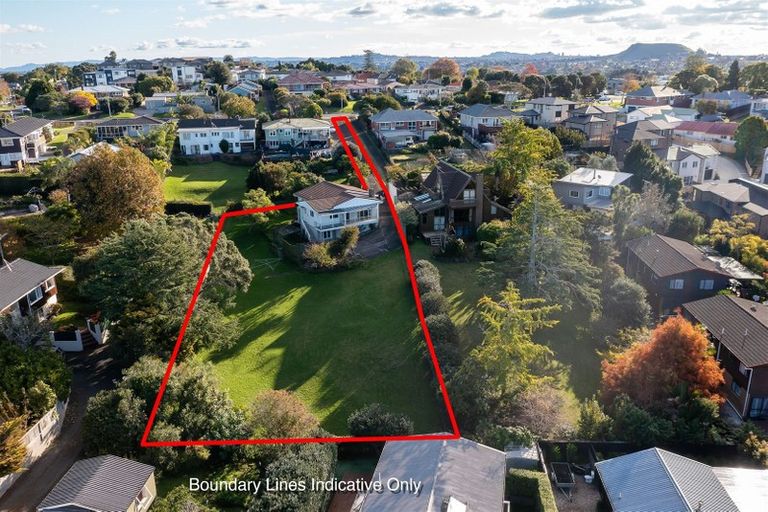 Photo of property in 14 Greenhill Crescent, Pakuranga, Auckland, 2010