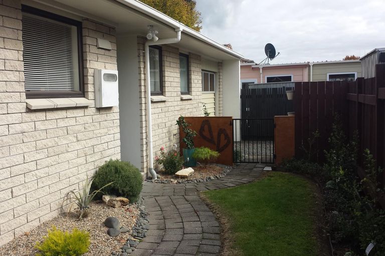 Photo of property in 60a Moore Street, Leamington, Cambridge, 3432