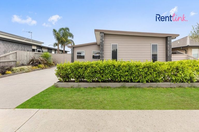 Photo of property in 23 Kohekohe Road, Papamoa Beach, Papamoa, 3118