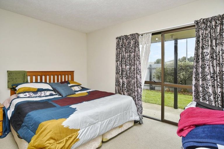 Photo of property in 636 Main North Road, Belfast, Christchurch, 8051