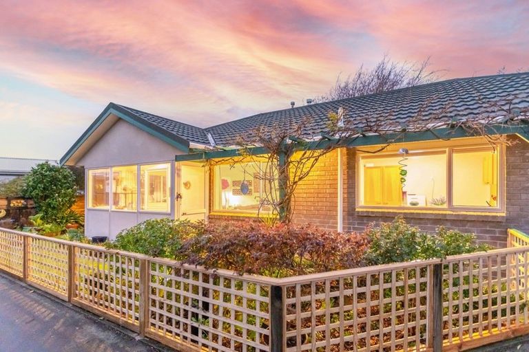 Photo of property in 1/32 Hurley Road, Paraparaumu Beach, Paraparaumu, 5032