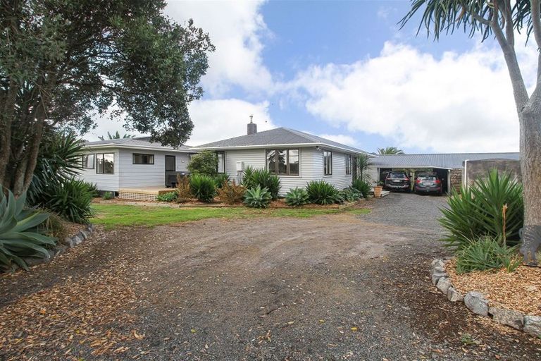 Photo of property in 183 Kohanga Road, Te Kohanga, Tuakau, 2693