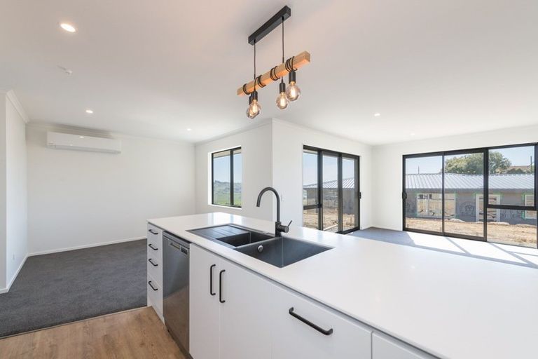 Photo of property in 44 Katania Heights, Brightwater, 7022