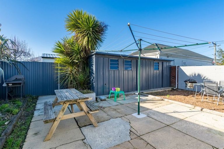 Photo of property in 21 Dick Street, South Dunedin, Dunedin, 9012