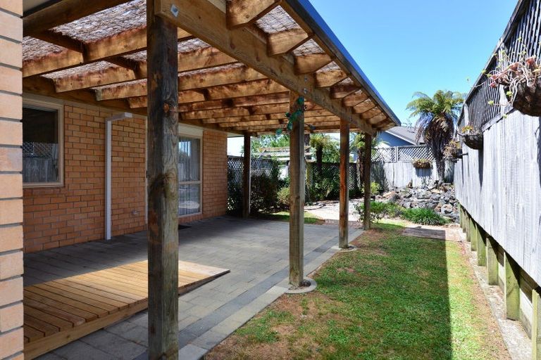 Photo of property in 2 Rochester Place, Nawton, Hamilton, 3200