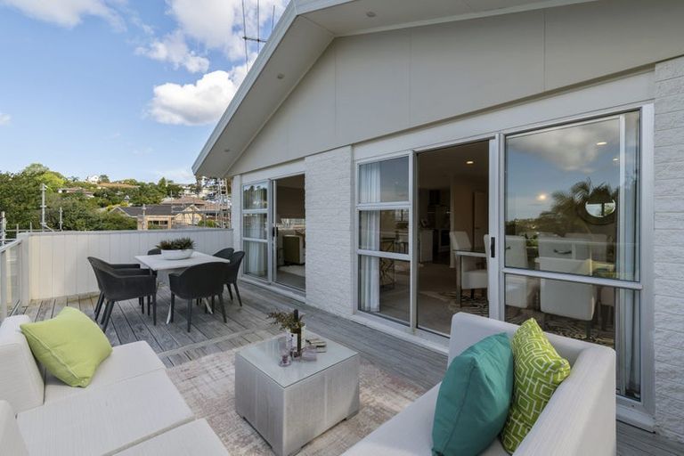 Photo of property in 9 Serrata Place, Browns Bay, Auckland, 0630