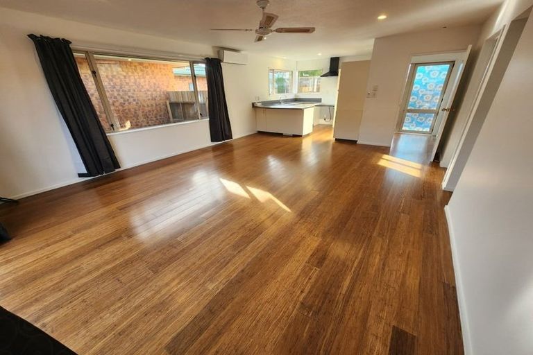 Photo of property in 1/77 Fairfield Avenue, Addington, Christchurch, 8024