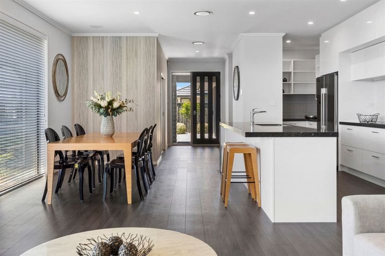 Photo of property in 6 Farrier Street, Papamoa, 3118