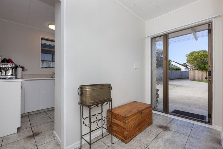 Photo of property in 11b Falla Street, Paraparaumu Beach, Paraparaumu, 5032