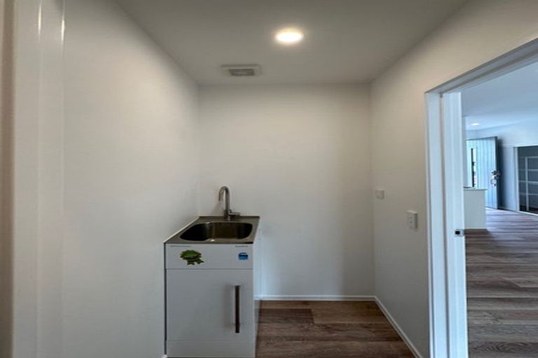 Photo of property in 105 Mangahoe Road, Mount Wellington, Auckland, 1062