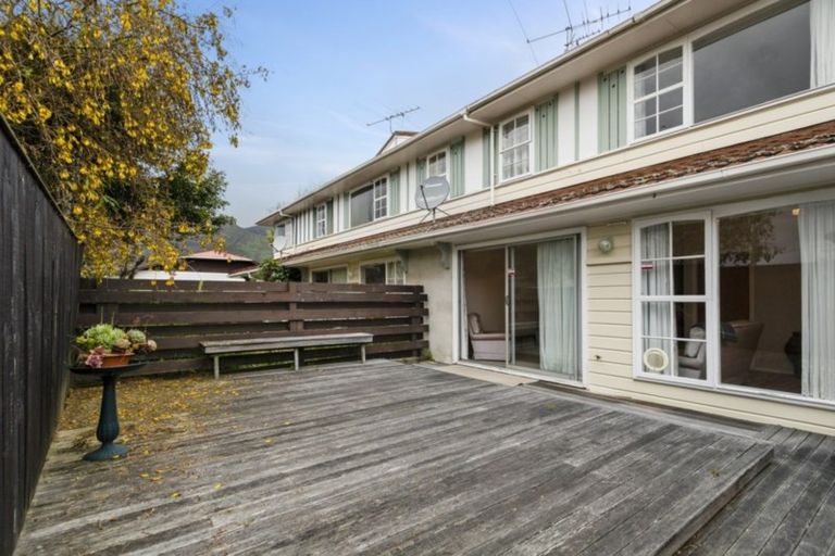Photo of property in 4/1 Waikare Avenue, Waiwhetu, Lower Hutt, 5010