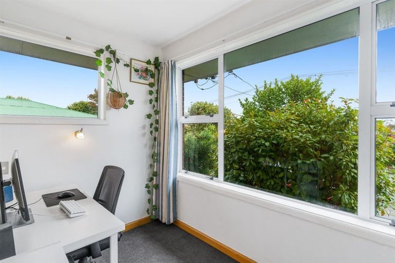 Photo of property in 6 Condell Avenue, Papanui, Christchurch, 8053