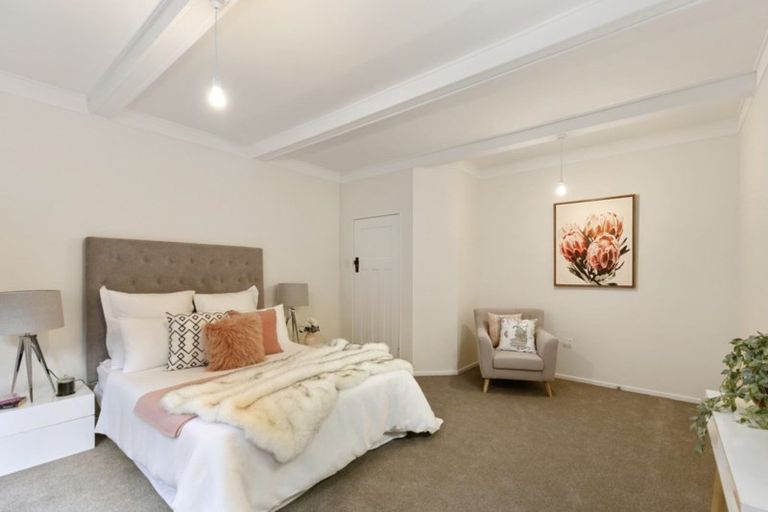 Photo of property in 107 Grant Road, Thorndon, Wellington, 6011