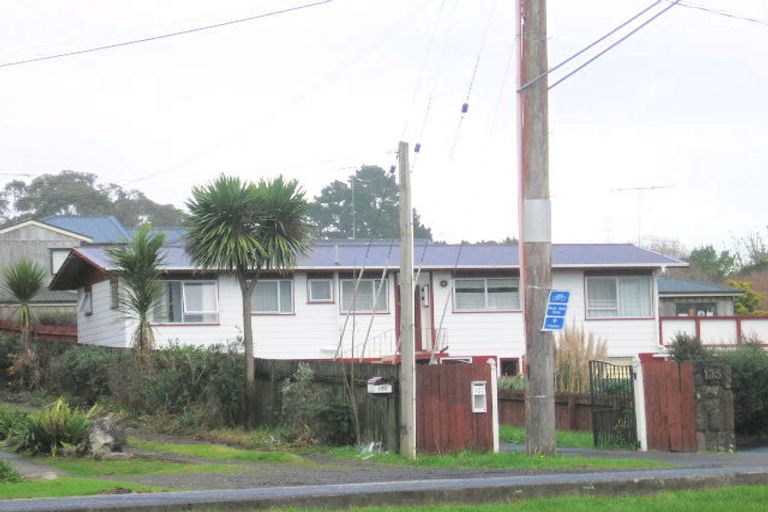 Photo of property in 137 Triangle Road, Massey, Auckland, 0614